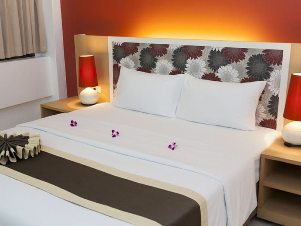 Grand Watergate Hotel 25/50
