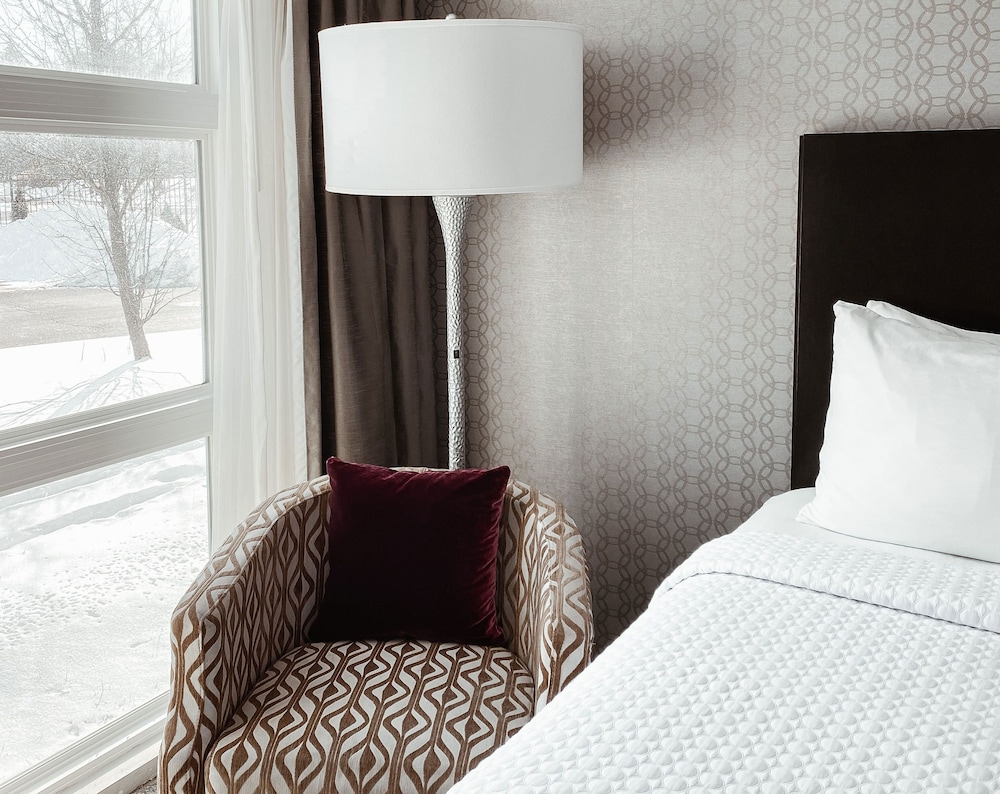 Crowne Plaza Chicago Sw Burr Ridge 14/59