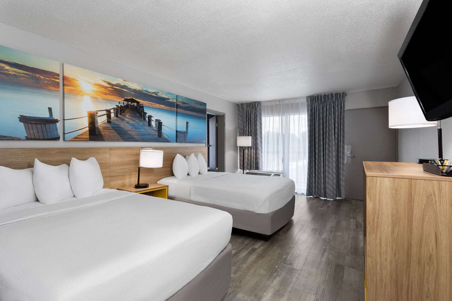 Days Inn by Wyndham Wildwood I-75 11/44