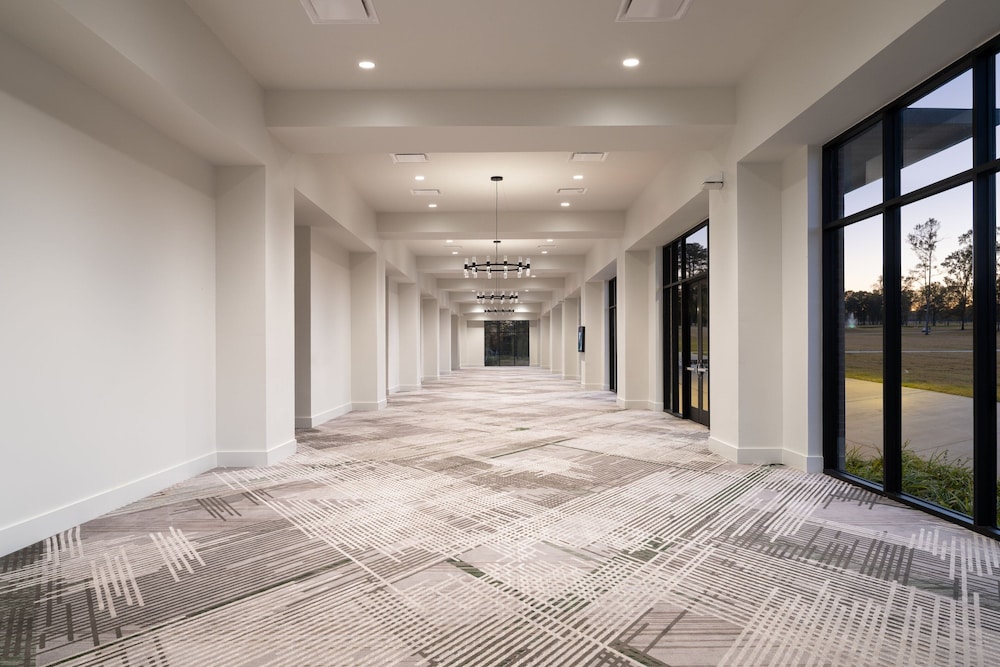 Sheraton Flowood The Refuge Hotel & Conference Center 57/65
