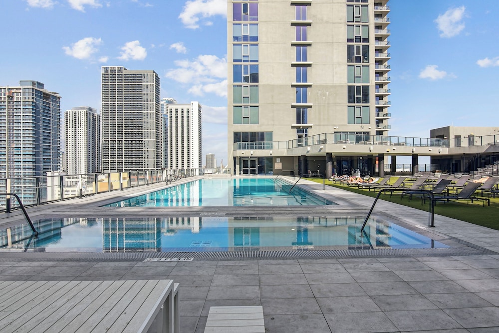 Sentral Alea Miami 52/58
