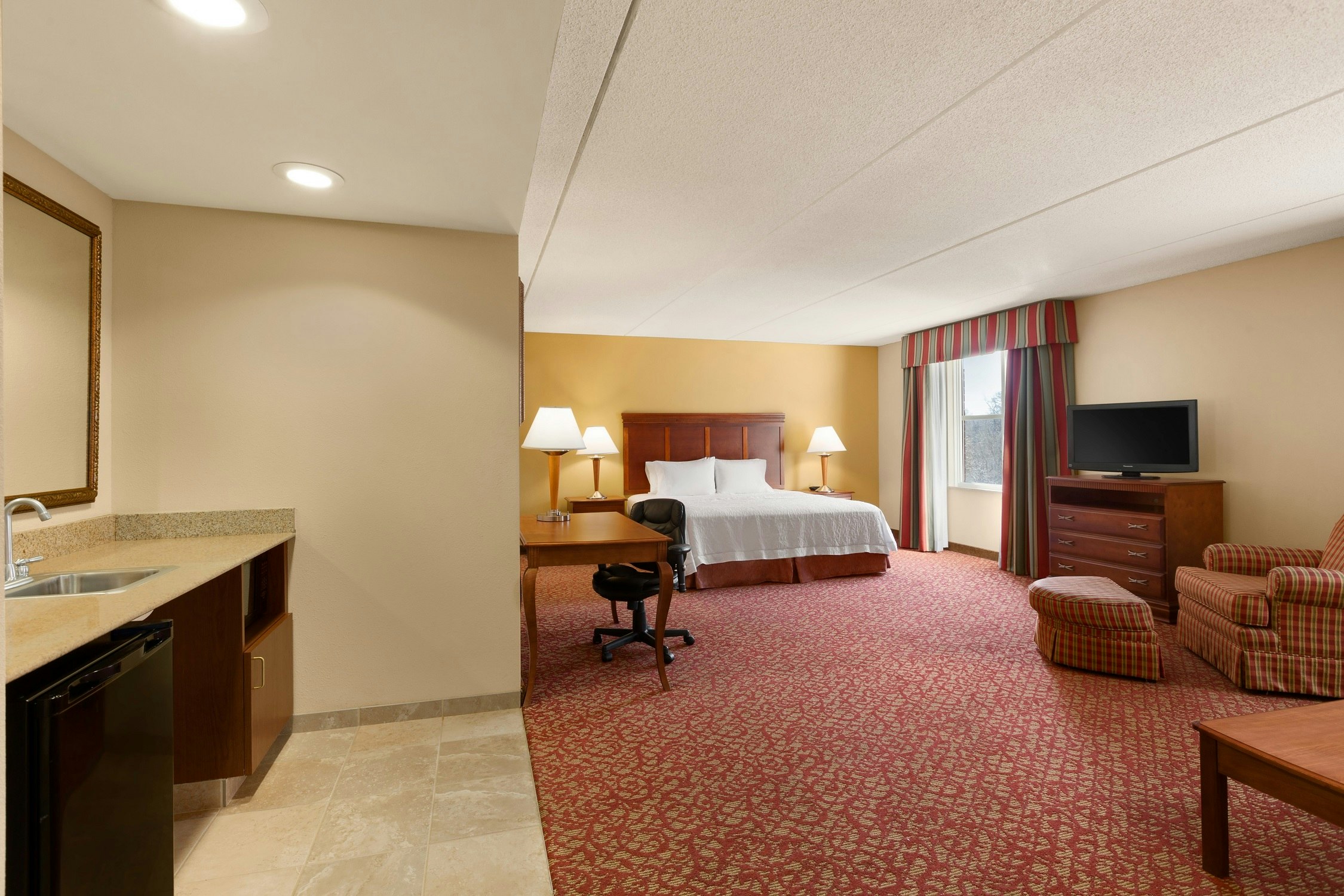 Hampton Inn & Suites Williamsburg Historic District 39/58