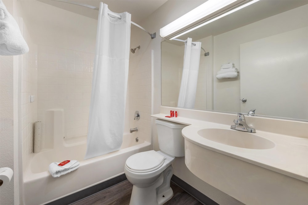 غرفة قياسية بسرير كوين، Surestay By Best Western Sacramento South Natomas 6/7