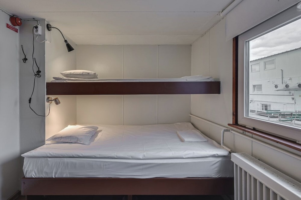 Rygerfjord Hostel 25/65