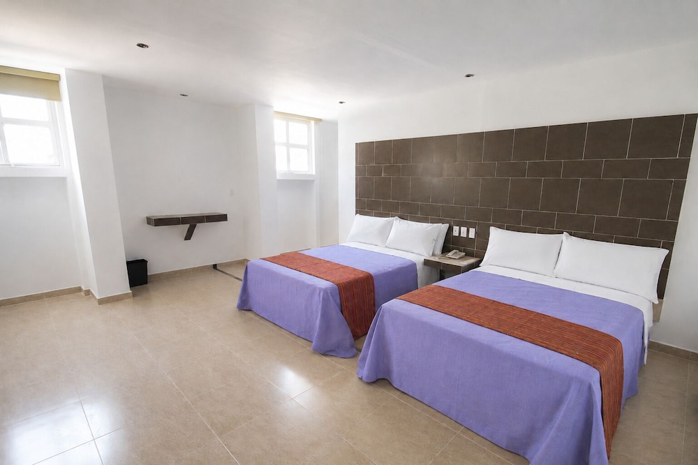 First Inn Hotel and Business 16/46