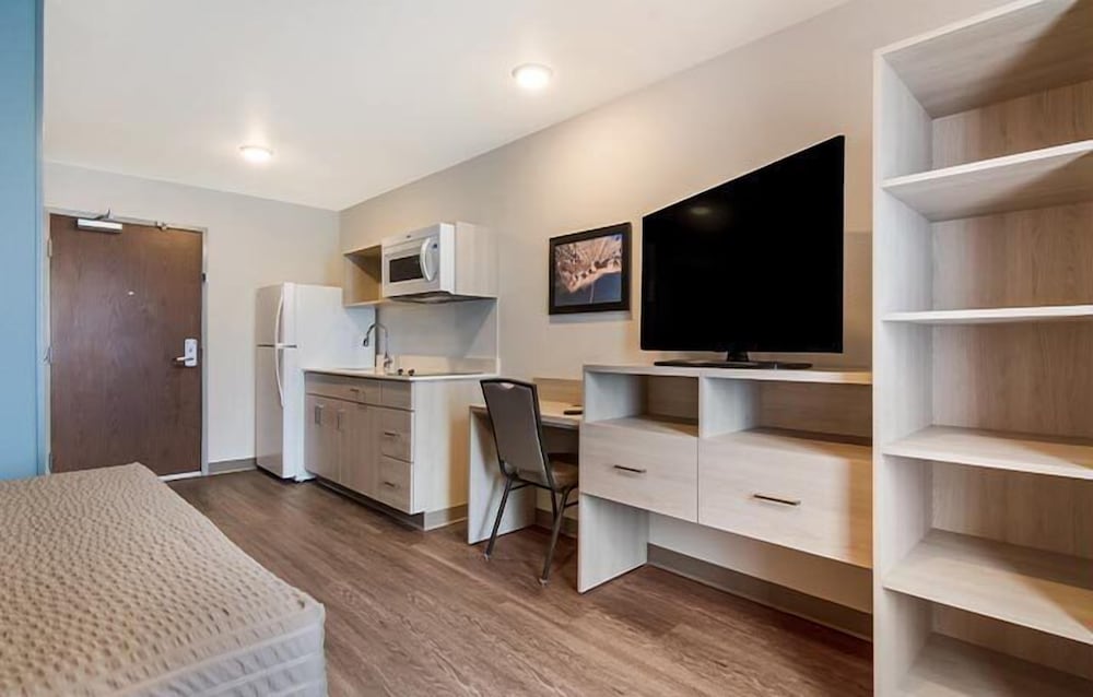 WoodSpring Suites Winston-Salem near Hanes Mall 41/61