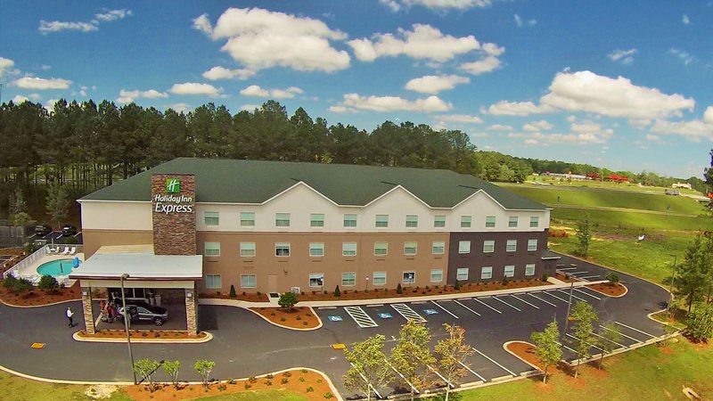 Holiday Inn Express Defuniak Springs 2/42