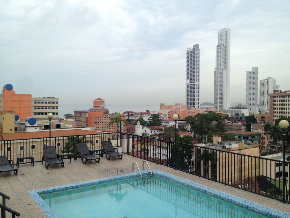 Hotel Costa Inn 4/55