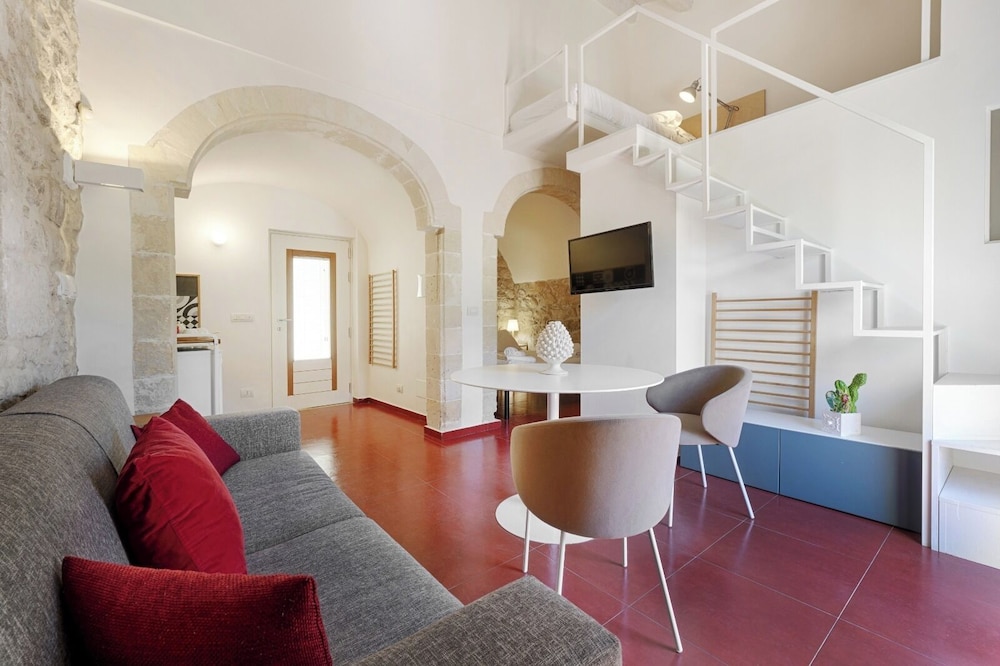 Itria Palace 54/71