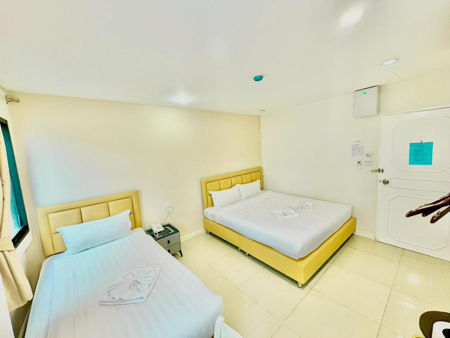 ABCYQ Hotel Bangkok 8/28