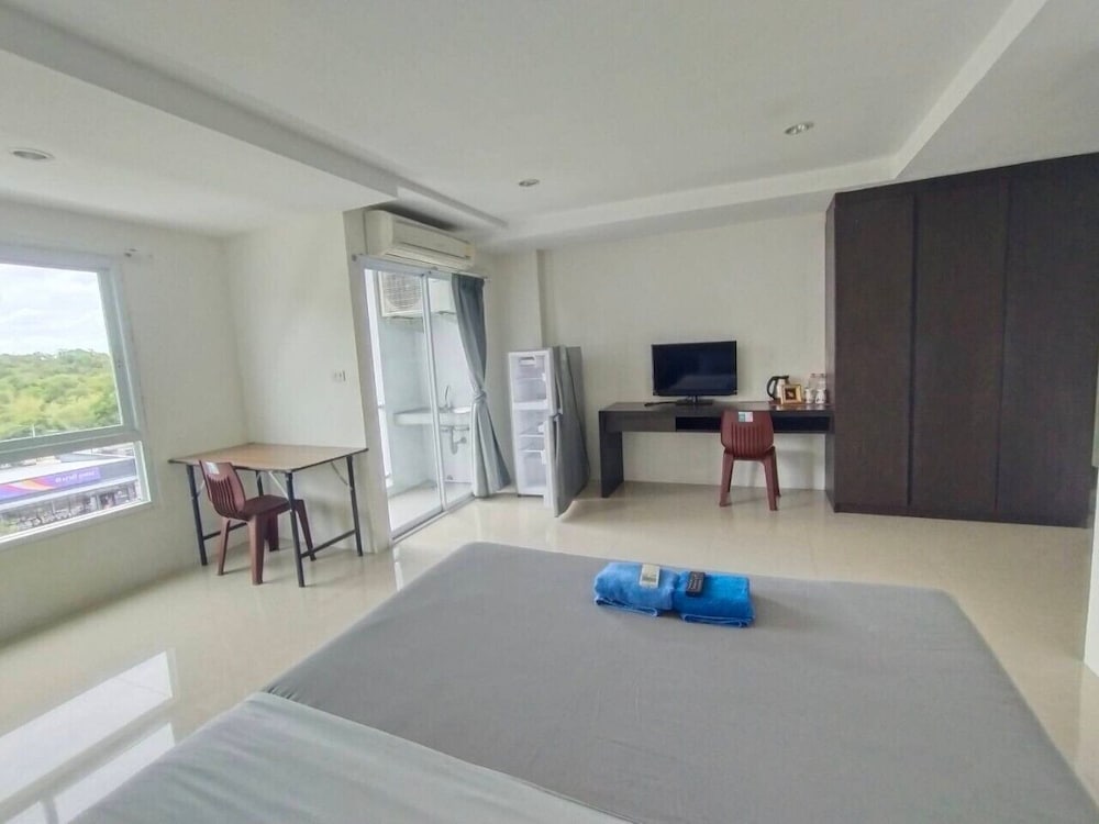 The Precious Apartment 44/66