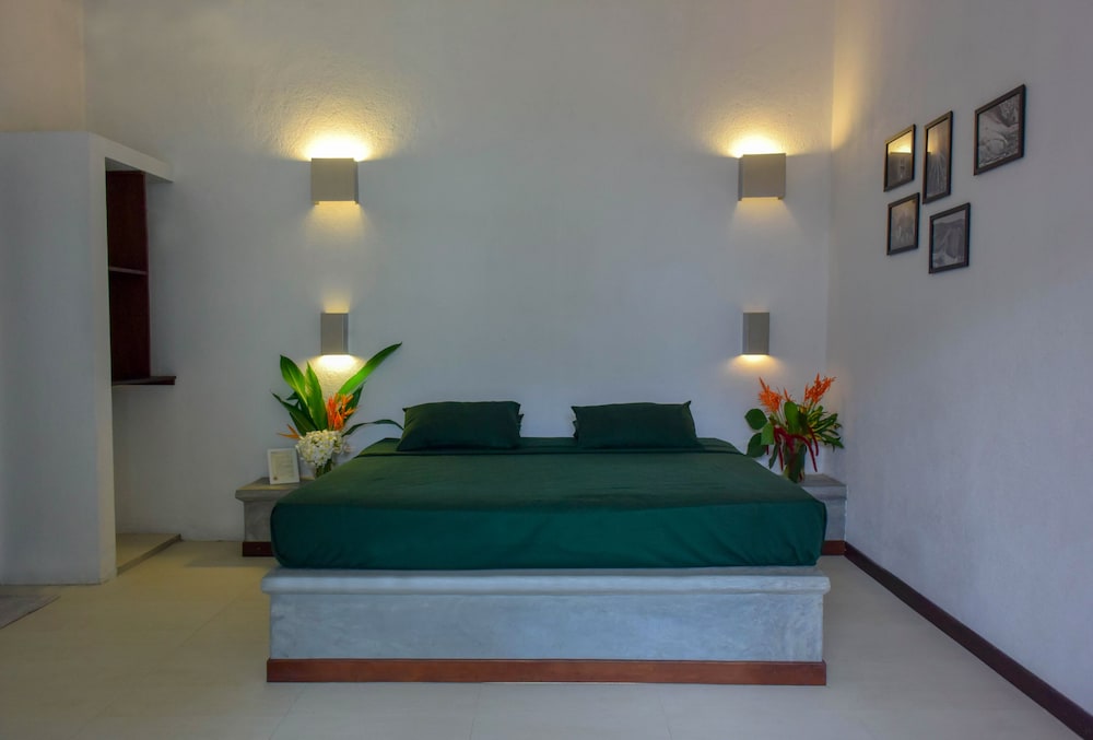 Eva Lanka Hotel 37/58