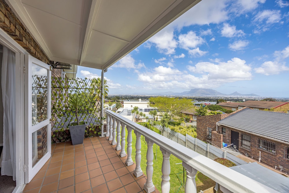 Plattekloof Premium Lodge 1/50
