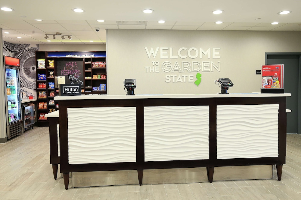 Hampton Inn And Suites Mount Laurel Moorestown 5/28