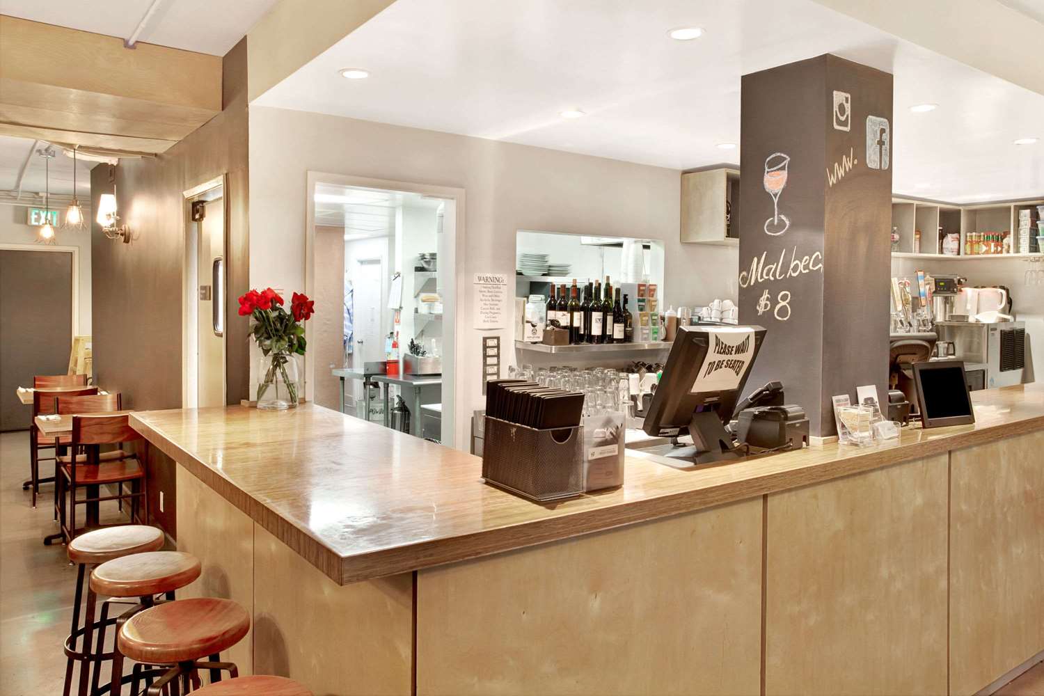 Travelodge by Wyndham Culver City 9/52