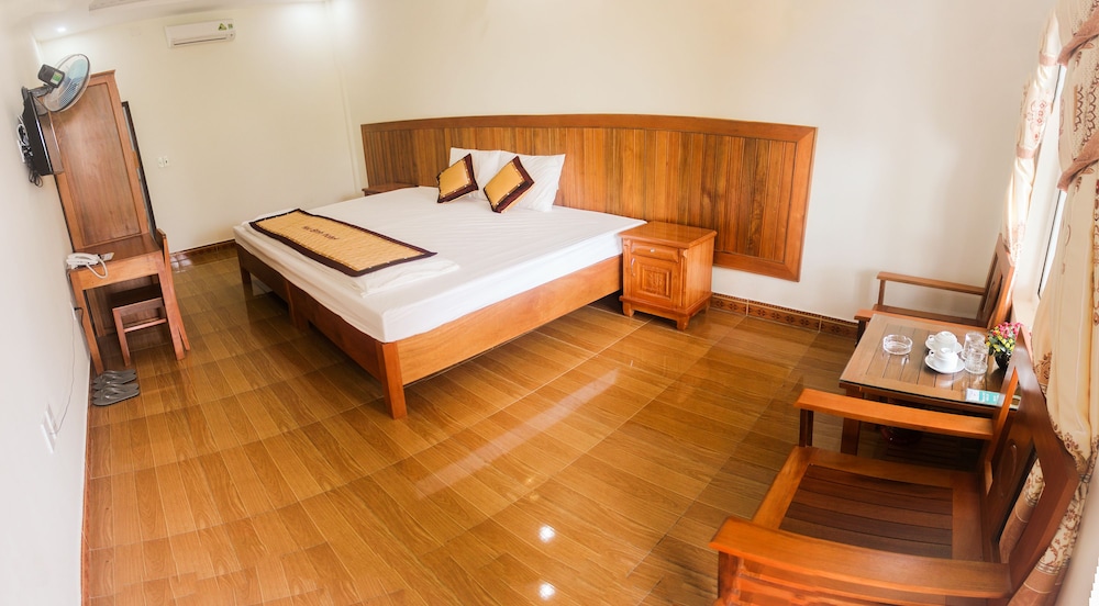 Hoa Bình Hotel 9/39