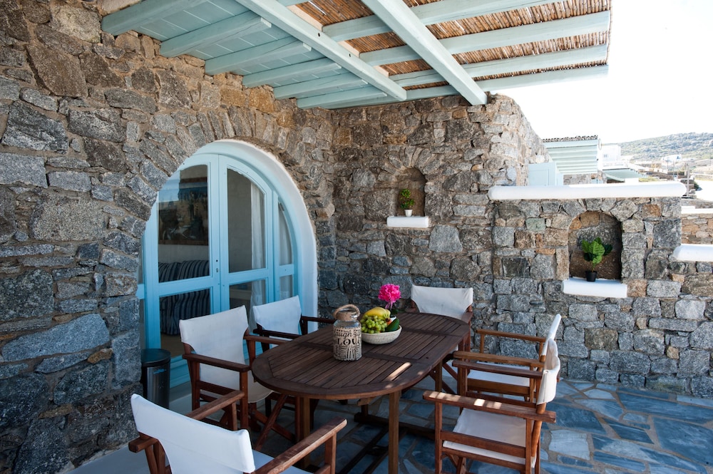 Sofia's Bungalows Mykonos 59/82