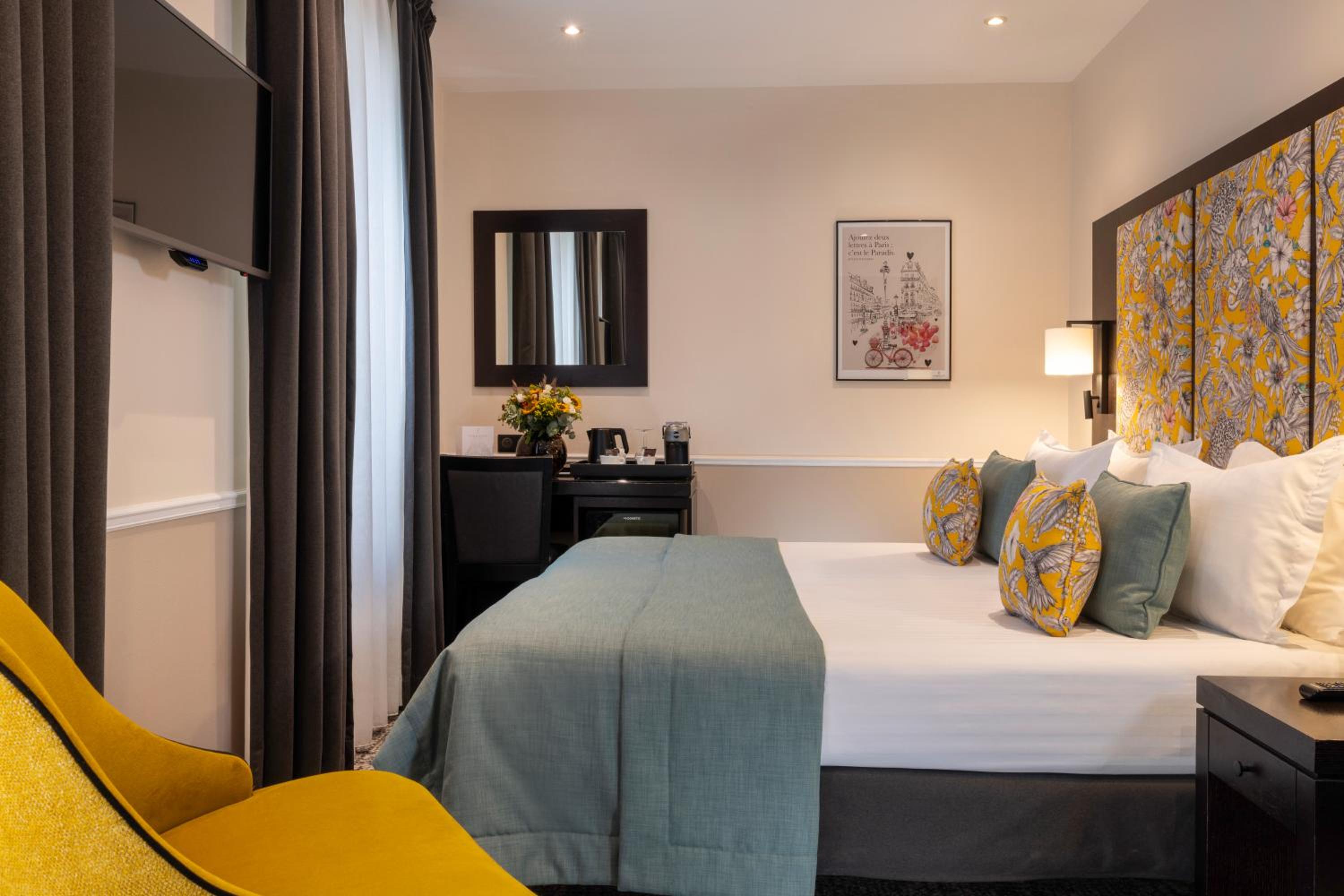 غرفة كلاسيكية بسرير كوين، PARK LANE(Formerly the ROCHAMBEAU) 2/7