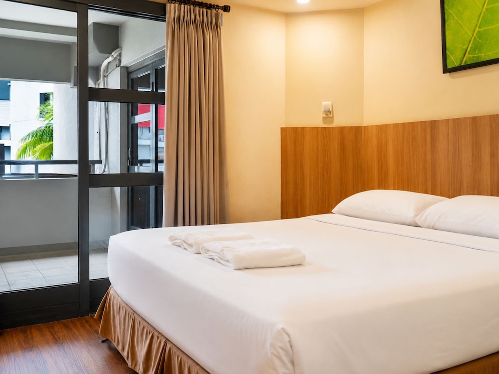 Grand Tropic Suites Jakarta 19/64
