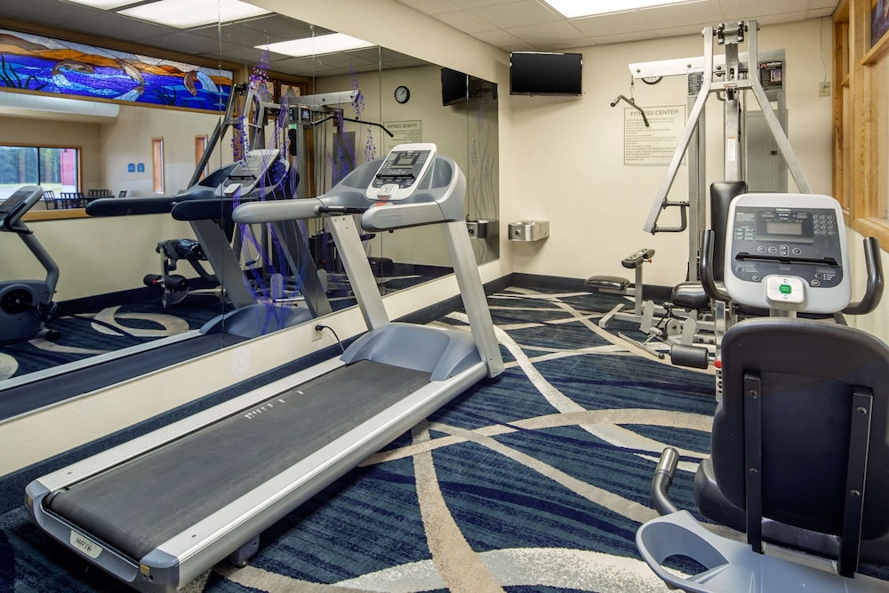 Quality Inn Kenai, AK 26/40