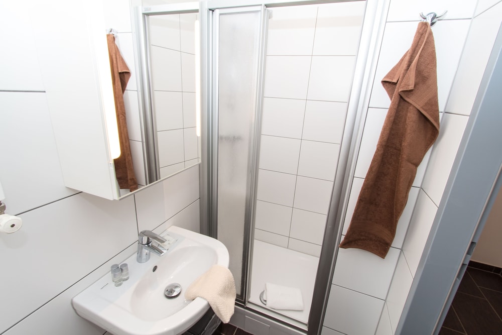 Checkvienna - Apartment Familienplatz 42/50