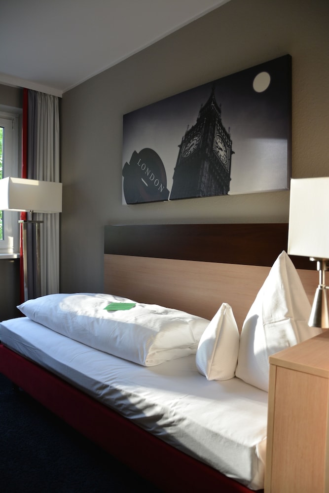 Hotel Am Rothenbaum 12/50