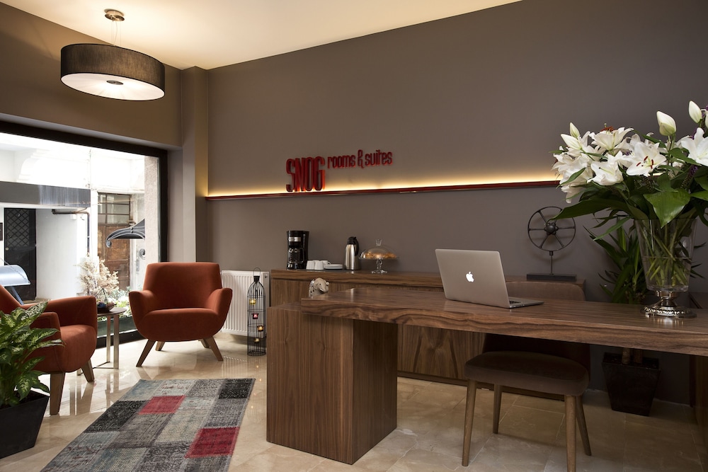 Snog Rooms & Suites 17/23