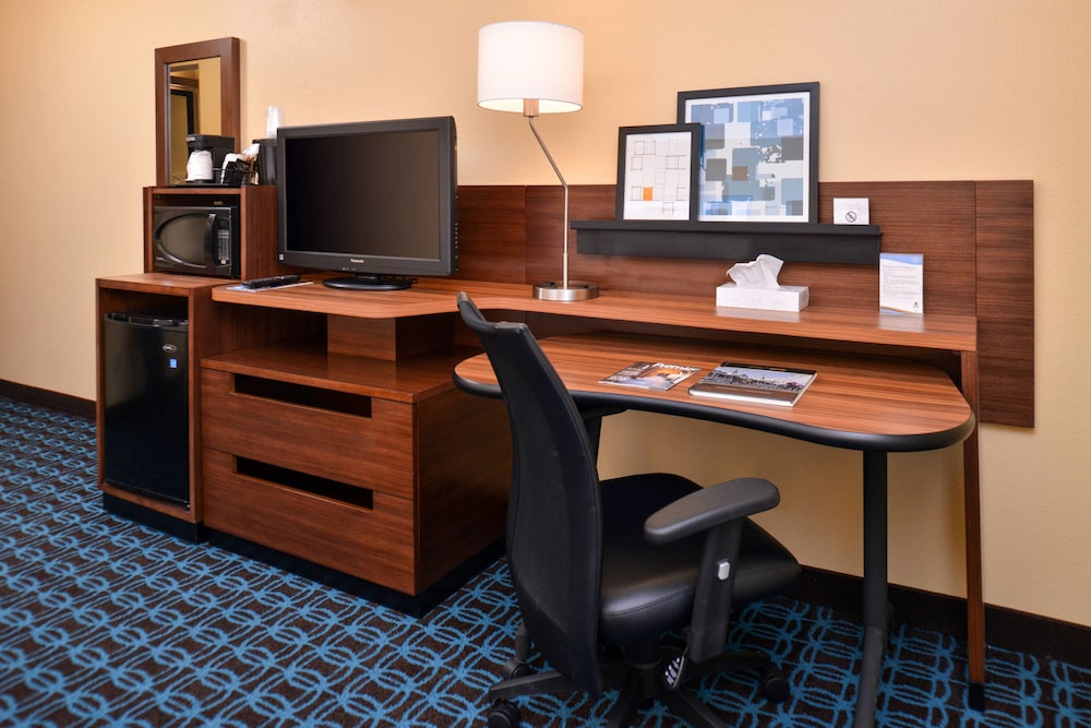 Fairfield Inn By Marriott Louisville North 44/58