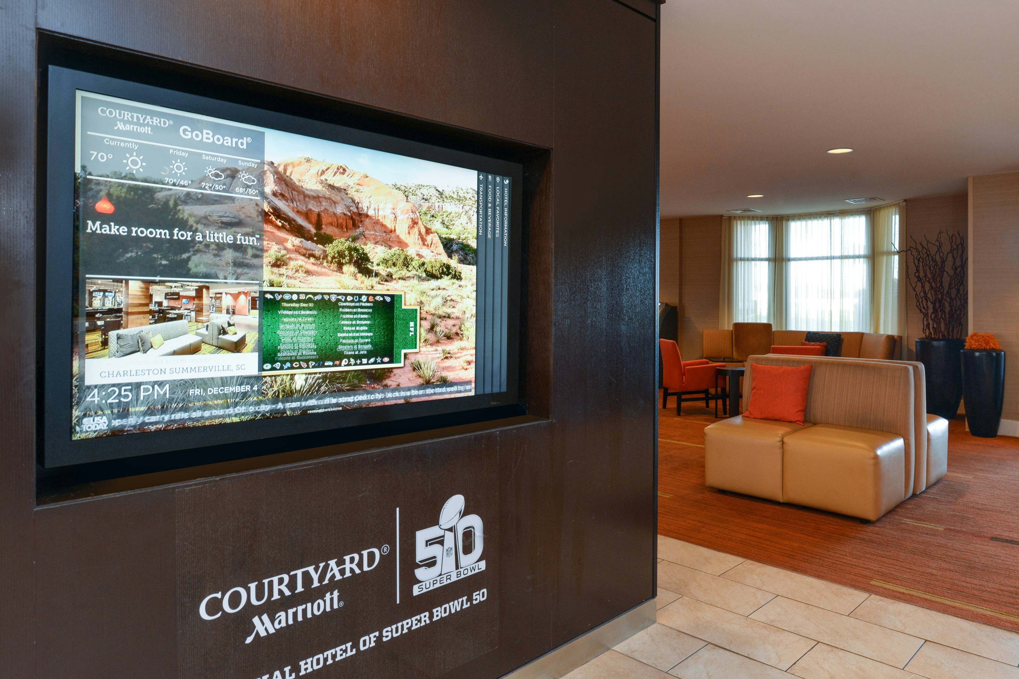 Lobby at COURTYARD LAREDO, LAREDO - TX