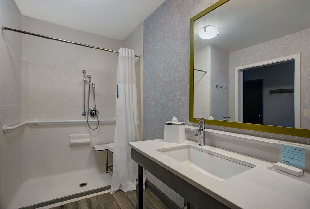 Hampton Inn Westfield 22/45