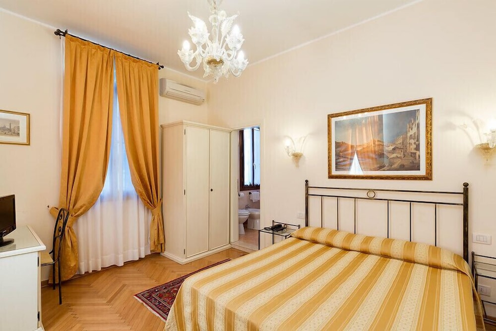 VILLA CASANOVA 20/52