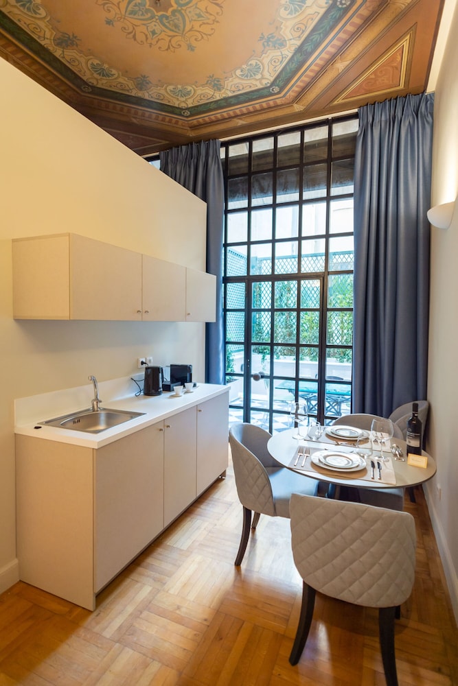 33 Solonos Suites 19/50