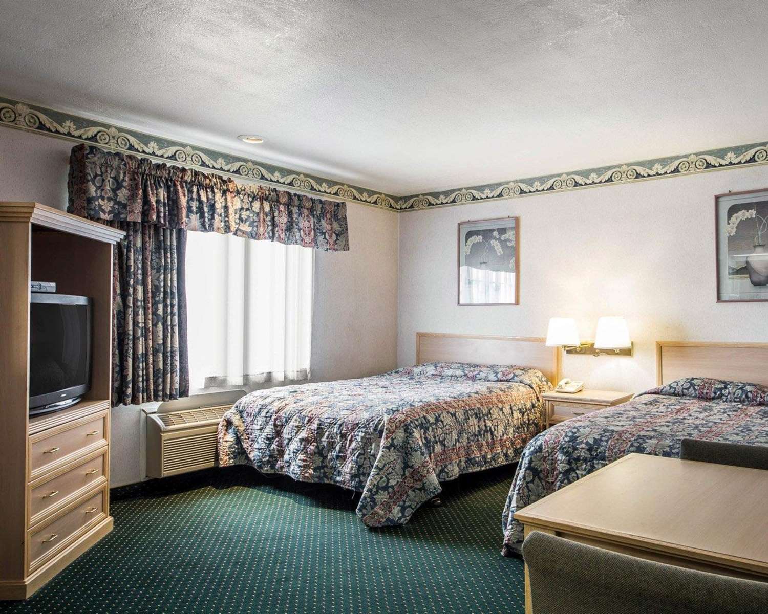 ROOM, 2 QUEEN BEDS
