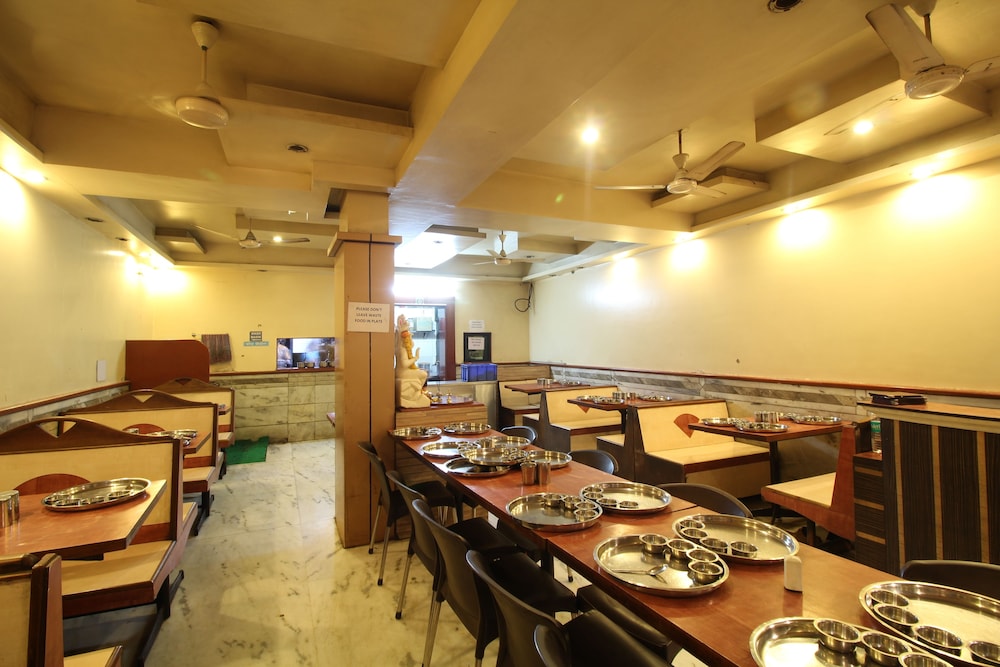 Hotel Shivkrupa 38/50