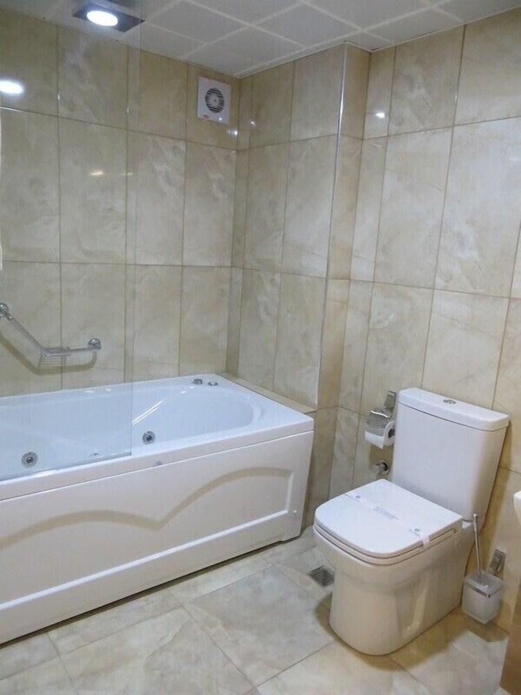 Mutevelli Otel 47/50
