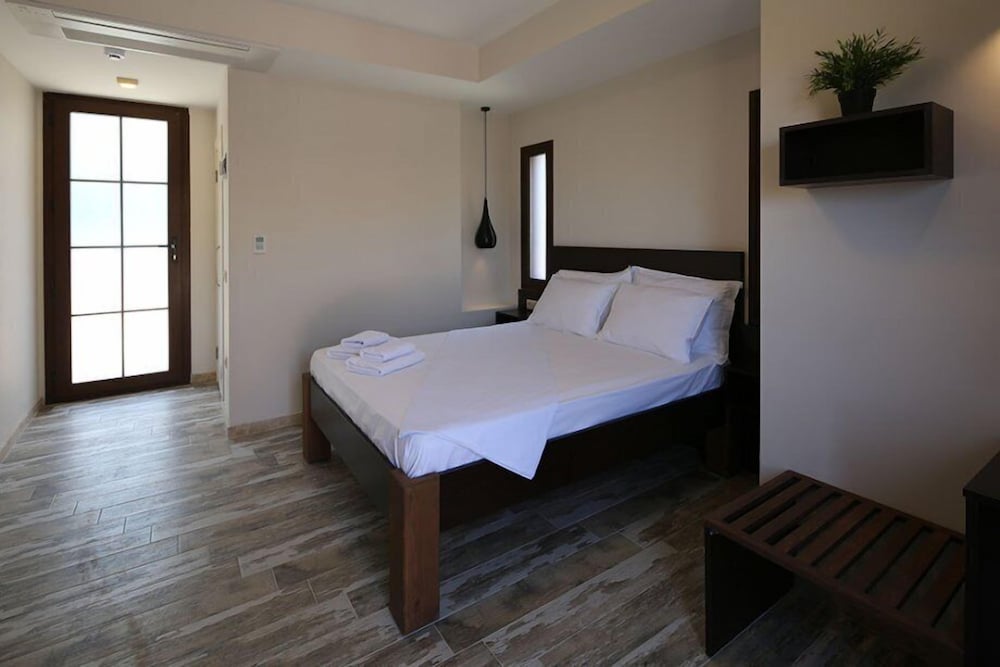 Cesmekes Butik Otel 23/50