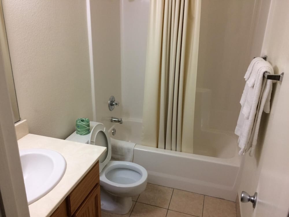 Travel Inn 21/24