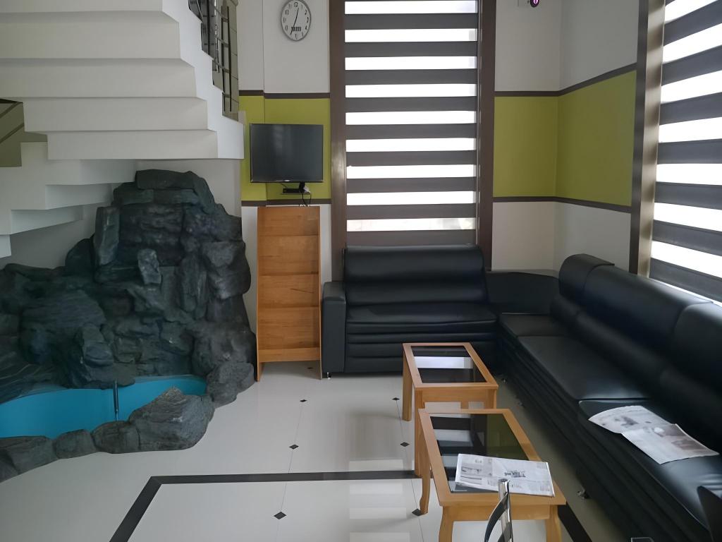 MADIKERI HERITAGE 14/21