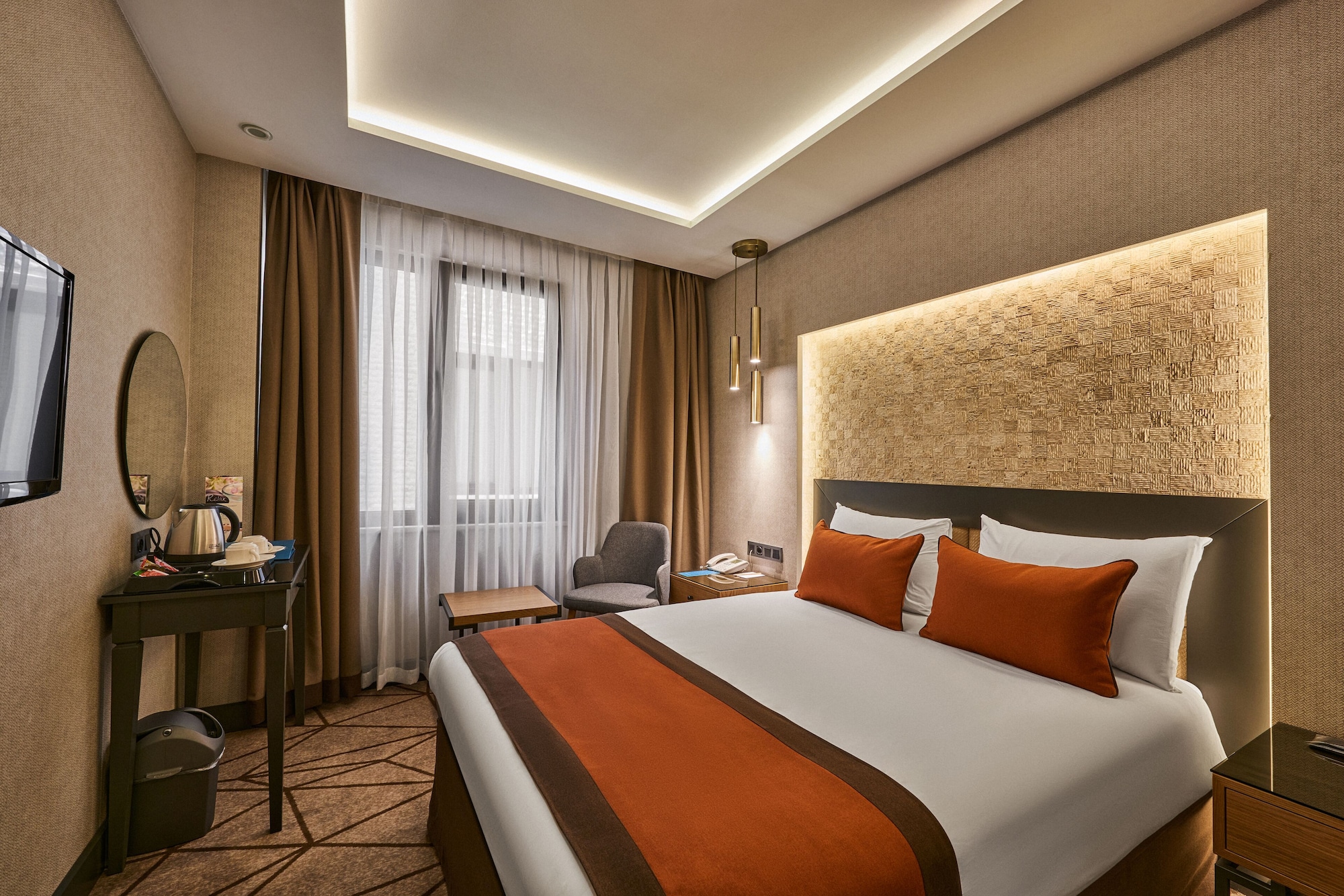 STANDARD, DOUBLE OR TWIN BED