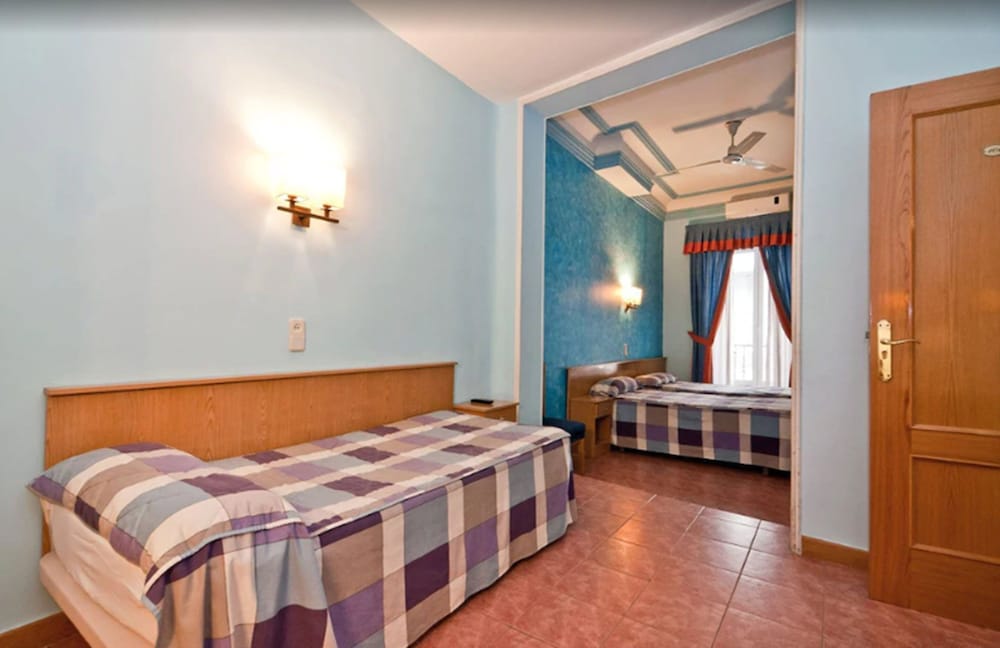 Hostal Oporto 9/31