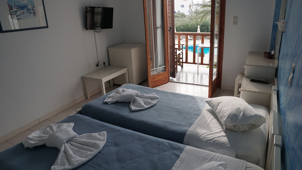 Eri Hotel 35/62