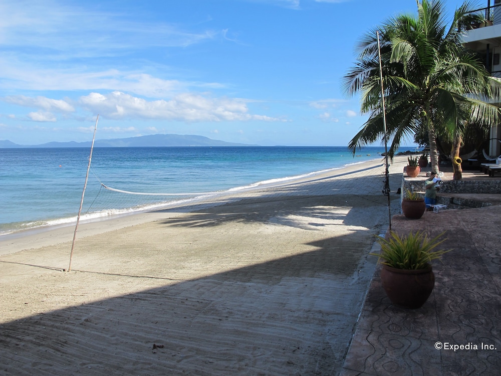 Sunset At Aninuan Beach Resort 62/74