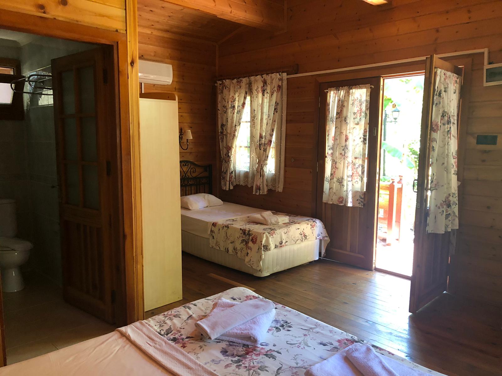 Sevki Bey Hotel 16/50