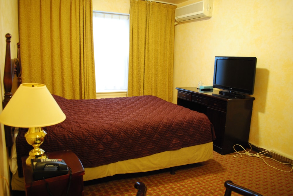 Chinatown Hotel 23/38