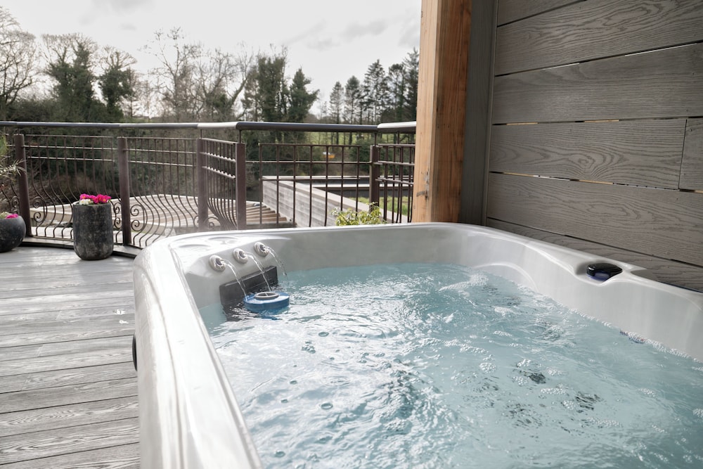 Galgorm Resort Spa 25/50