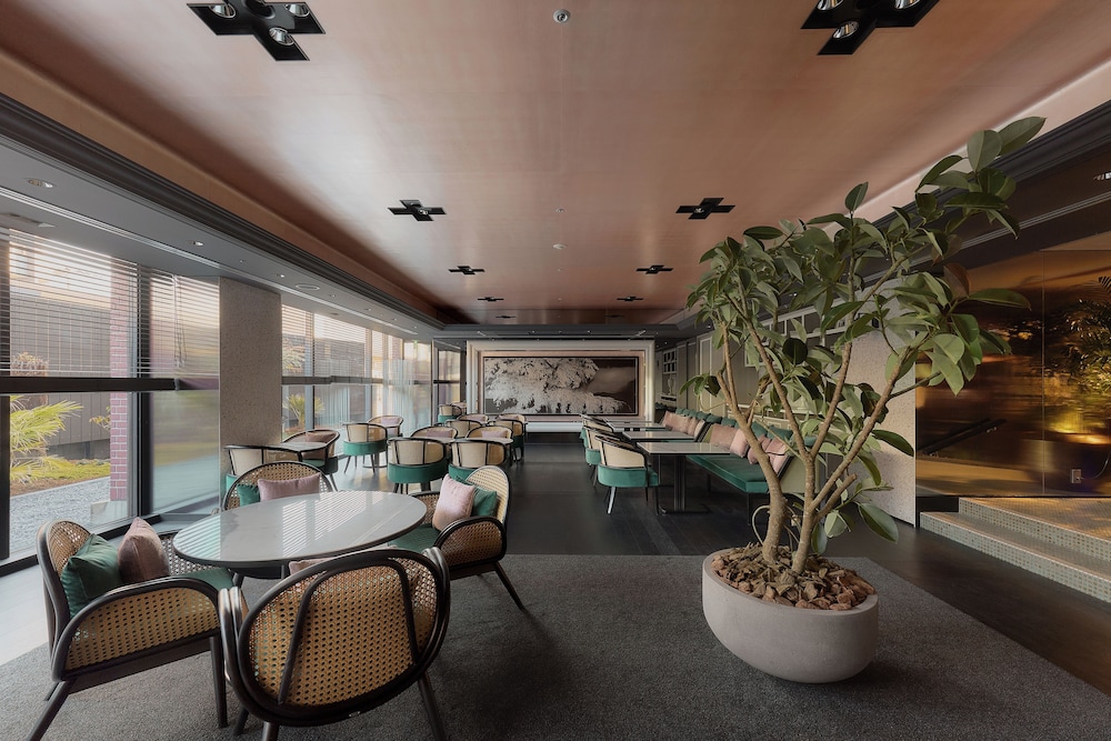 Kyoto Century Hotel 58/75