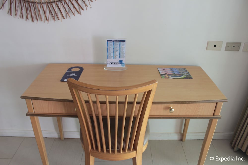 Wild Orchid Beach Resort 60/67