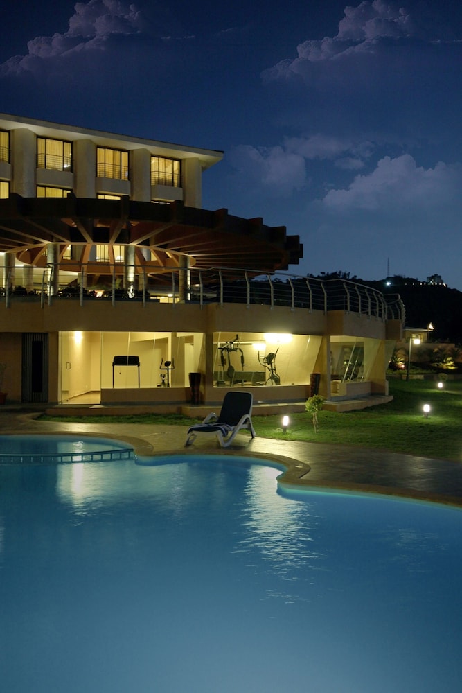 Aakar Lords Inn Saputara in SAPUTARA