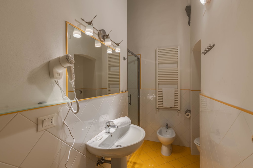 Residenza D'epoca Galleria L'accademia 23/32