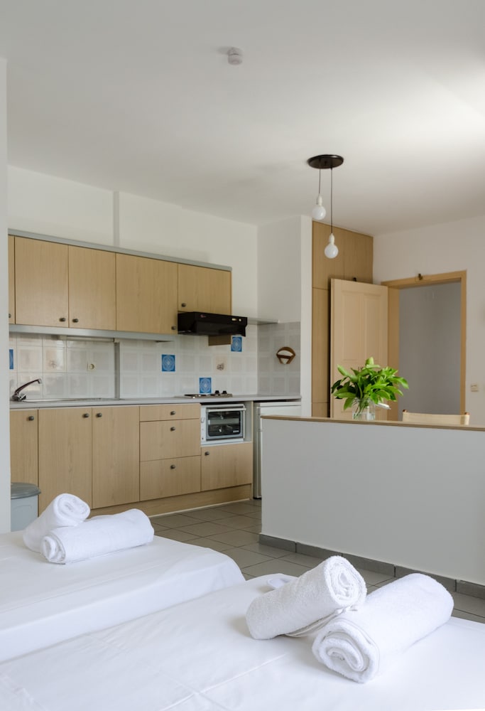 Happiness Apartments 34/75